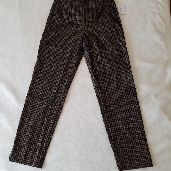 Time & Tru High Rise Stretch Size 8 Skinny Pant - Picture 5 of 13